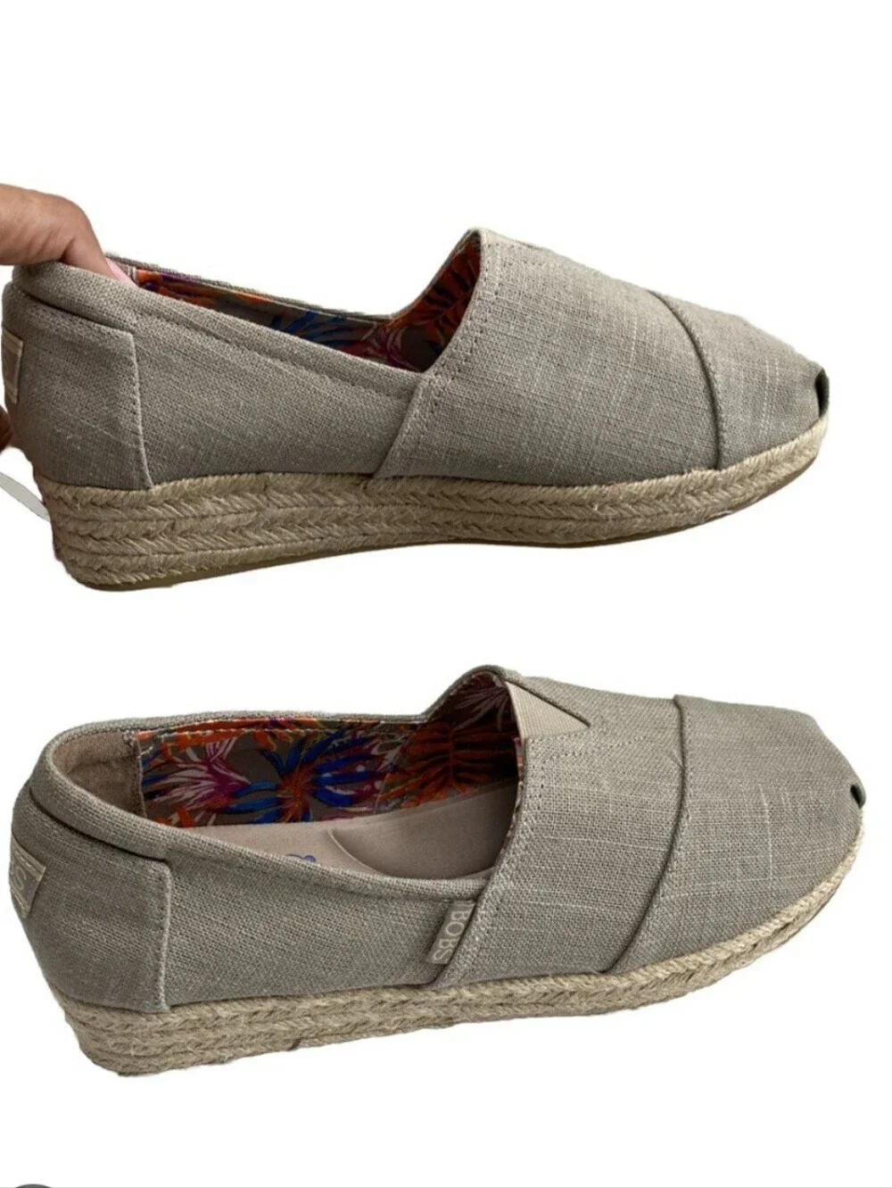Bobs from Skechers Women's Taupe Espadrille Wedge Slip On Shoes Size 7.5